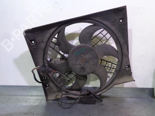 Used Radiator fan BMW 3 (E46) 320 d (150 hp) 15205796