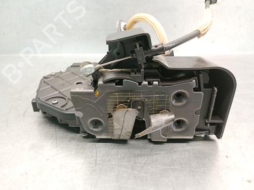 Rear left lock LAND ROVER RANGE ROVER SPORT I (L320) 3.6 D 4x4 | BP29564220C100 