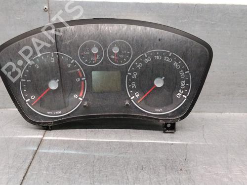 Used Instrument cluster Instrument cluster FORD FIESTA V (JH_, JD_) 1.4 TDCi (68 hp) 36018331 36018331