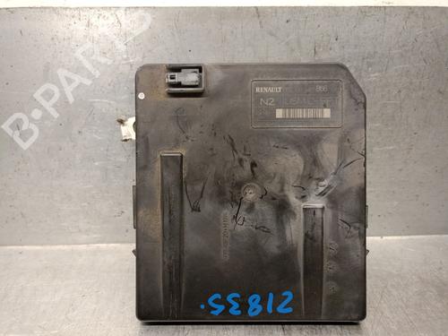 Fuse box RENAULT GRAND SCÉNIC II (JM0/1_) 1.5 dCi (JM1E) | BP23073878E1 