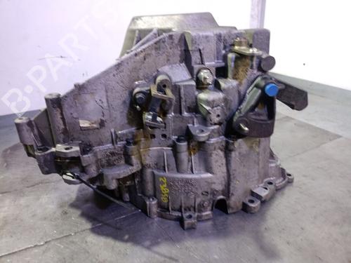 Gearbox VOLVO S60 I (384) D5 | BP30408543M3