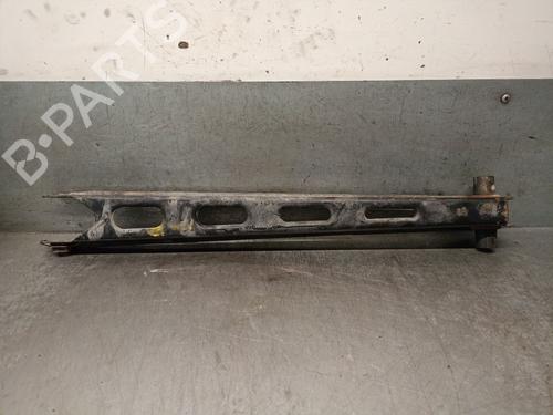 Venstre bak bærearm OPEL VECTRA B Hatchback (J96) 2.0 i 16V (F68) (136 hp) 28481258