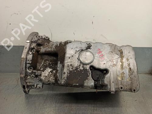 Used Oil sump MERCEDES-BENZ SPRINTER 2-t Van (B901, B902) 211 CDI (901.661, 901.662, 902.661, 902.662) (109 hp) 15382322