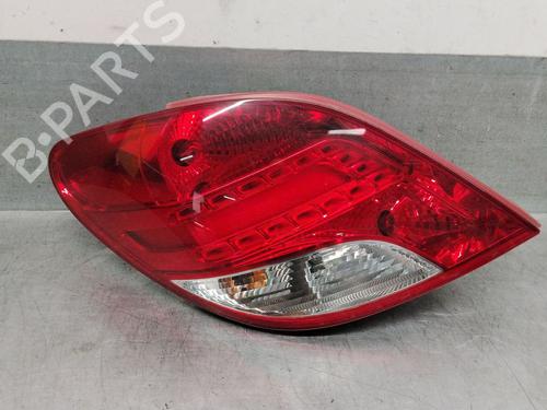 Farolim esquerdo Farolim esquerdo PEUGEOT 207 (WA_, WC_) 1.4 (75 hp) 36032057 36032057