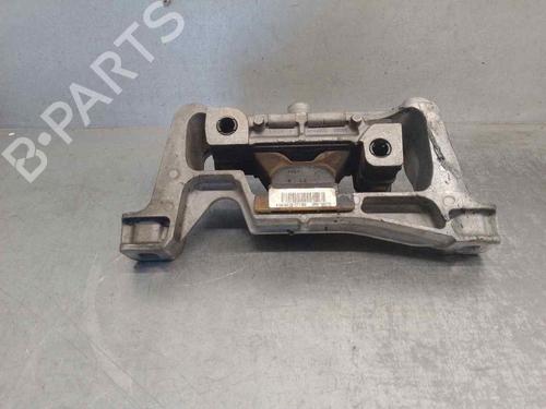 Used Engine mount Engine mount 18136303 18136303