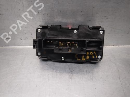 Used Warning switch MERCEDES-BENZ C-CLASS (W202) C 180 (202.018) (122 hp) 13543276