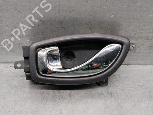 Used Front left interior door handle Front left interior door handle 37425701 37425701