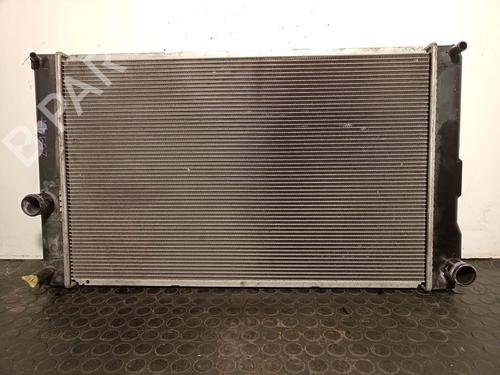 Used Water radiator Water radiator 37417969 37417969