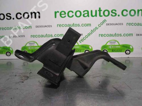 Used Engine mount Engine mount 8761826 8761826