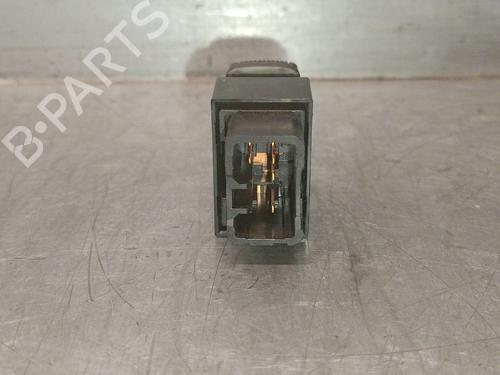 Right front window switch KIA SORENTO I (JC) 2.5 CRDi 4WD | BP22248665I26 
