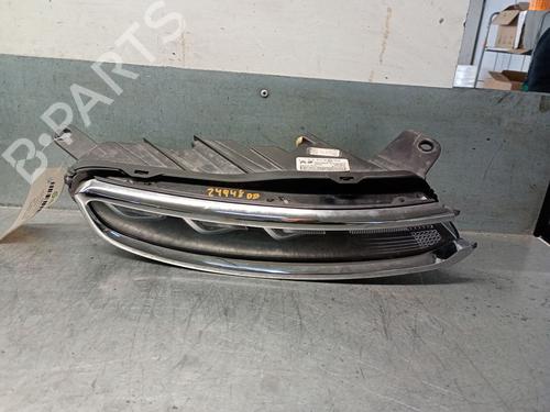 Used Right front indicator Right front indicator CITROËN C3 III (SX) 1.2 THP 110 (SXHNPS, SXHNZT, SXHNZ6) (110 hp) 33114448 33114448