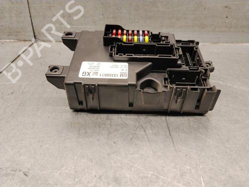 Fuse box OPEL CORSA D (S07) 1.2 (L08, L68) | BP35812852E1 - Image 3