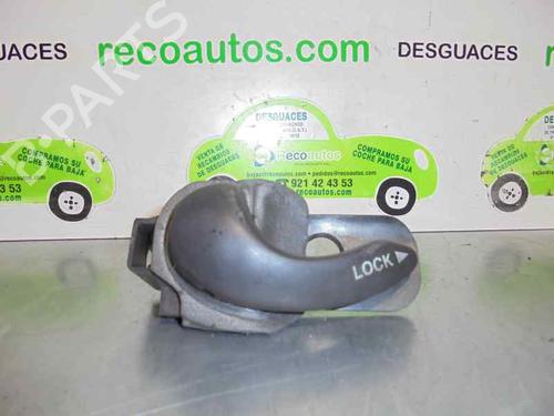 Used Front left interior door handle Front left interior door handle FIAT DOBLO Box Body/MPV (223_) 1.3 D Multijet (75 hp) 3215847 3215847