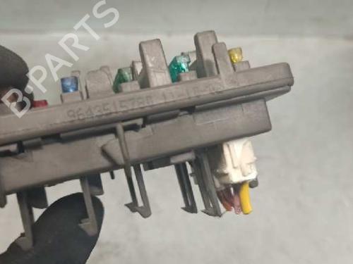 Fuse box PEUGEOT 106 II (1A_, 1C_) 1.1 i | BP7463745E1 