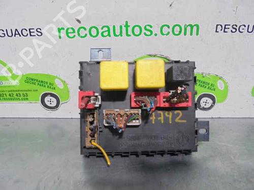 Used Fuse box FIAT BRAVO I (182_) 1.9 JTD 105 (105 hp) 2077387