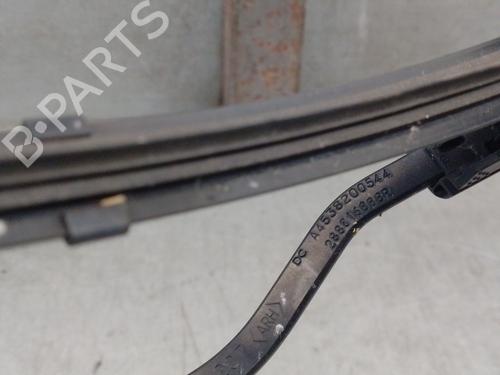 Used Front windshield wiper arm SMART FORTWO Coupe (453) electric drive / EQ (453.391) (56 hp) 26322846