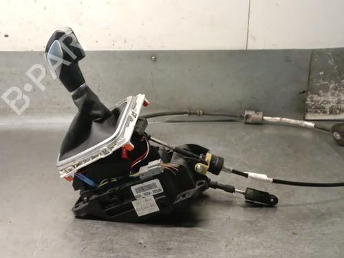 Used Gear lever FORD MONDEO V Saloon (CD) 2.0 Hybrid (140 hp) 30518444