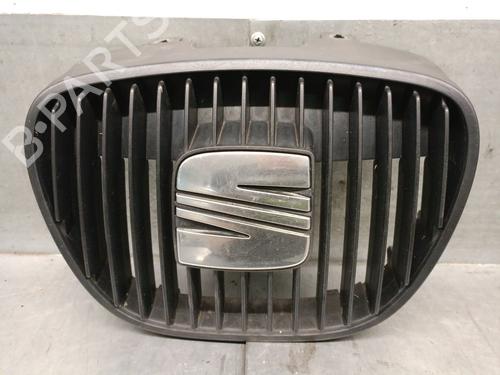 grille-seat-ibiza-iii-6l1-2002-2003-2004-2005-2006-2007-2008-2009-36164820 main image