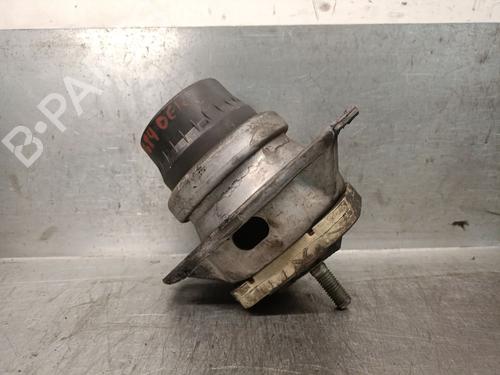 Used Engine mount LAND ROVER RANGE ROVER SPORT I (L320) 3.6 D 4x4 (272 hp) 29609711