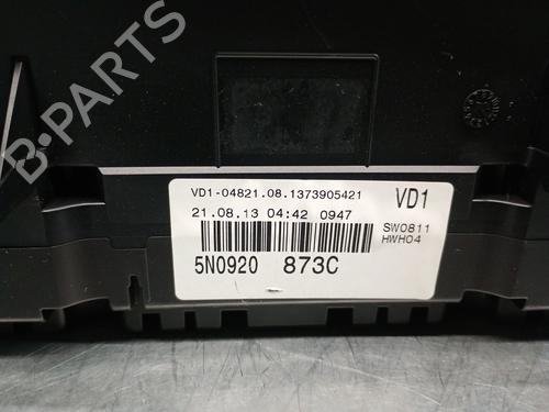 Instrument cluster VW TIGUAN (5N_) 2.0 TDI | BP29626890C47