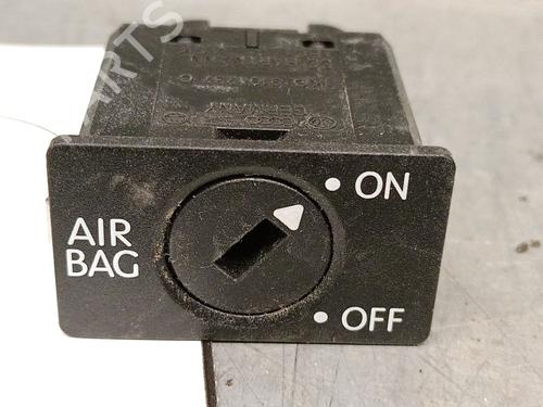 switch-porsche-cayenne-9pa-2002-2003-2004-2005-2006-2007-2008-2009-2010-32420269 main image