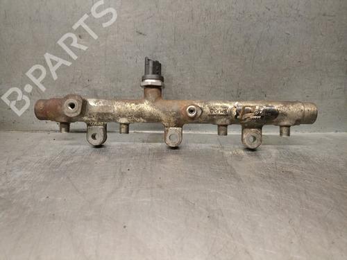 Used Injection rail Injection rail 28514345 28514345