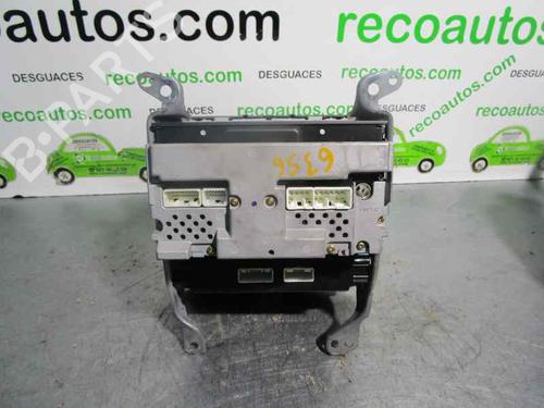 Radio TOYOTA AVENSIS Estate (_T25_) 2.0 D-4D (CDT250_, CDT250R) | BP2305773E6 