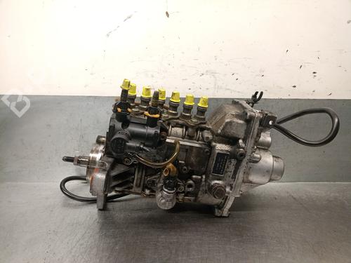 Used Injection pump MERCEDES-BENZ E-CLASS (W210) E 300 Turbo-D (210.025) (177 hp) 31886354
