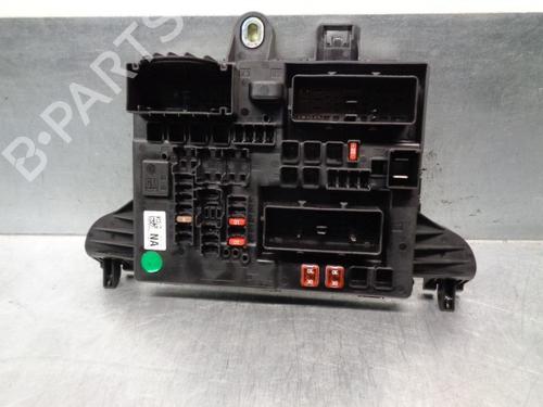 Used Fuse box OPEL INSIGNIA A (G09) 2.0 CDTI (68) (131 hp) 8844691