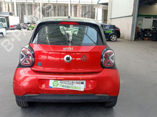 Radiateur à eau SMART FORFOUR Hatchback (453) electric drive / EQ (453.091) | BP26661682M31 