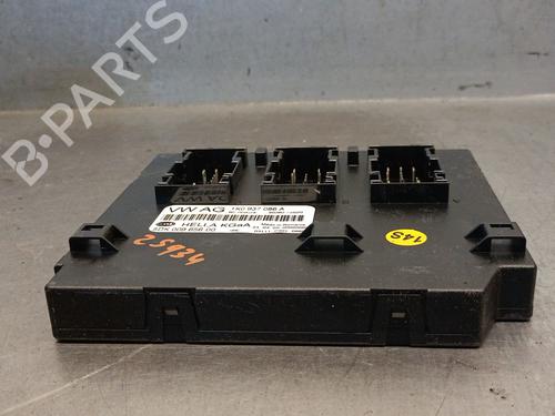 Comfort control module SKODA SUPERB II (3T4) 2.0 TDI | BP36996598M56 - Image 3