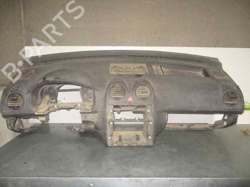 Used Dashboard VW CADDY III Box Body/MPV (2KA, 2KH, 2CA, 2CH) 1.9 TDI (75 hp) 2319776