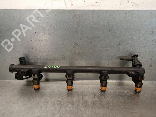 Used Injection rail RENAULT MEGANE I (BA0/1_) 1.4 16V (BA0D, BA1H, BA0W, BA10) (95 hp) 27298827