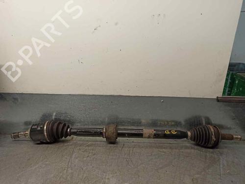 Used Right front driveshaft Right front driveshaft TOYOTA AURIS (_E15_) 1.4 D-4D (NDE150_, NDE150R) (90 hp) 9585941 9585941