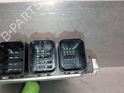 Engine control unit (ECU) LAND ROVER DEFENDER Station Wagon (L663) D250 MHEV 4x4 | BP30298696M57