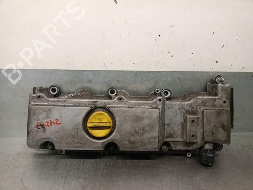 Used Valve cover OPEL ZAFIRA A MPV (T98) 2.0 DTI 16V (F75) (101 hp) 31048320
