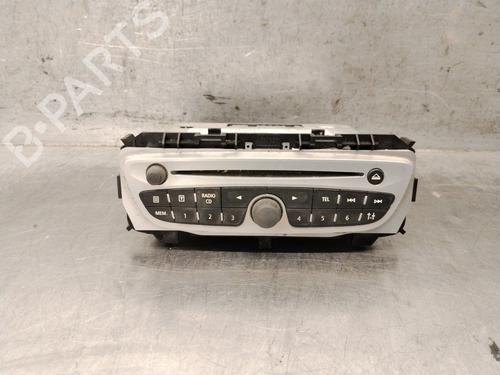 radio-renault-twingo-ii-cn0_-2007-37720109 main image
