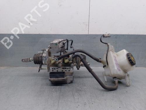 Used ABS pump TOYOTA AURIS (_E18_) 1.3 Dual-VVTi (NRE180_, NRE180R) (99 hp) 31905201