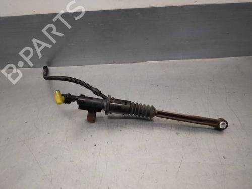 Used Clutch slave cylinder CITROËN C3 / C3 ORIGIN III (SX) 1.2 PureTech 82 (83 hp) 15613529