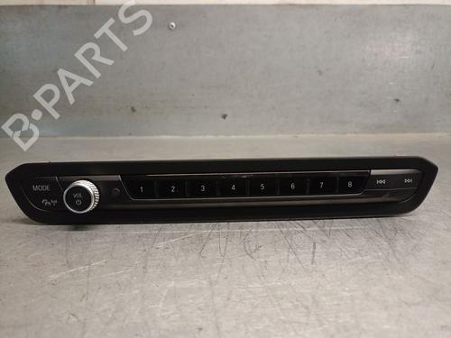Used Radio Radio BMW 3 (G20, G80, G28) 330 e Plug-in-Hybrid (292 hp) 33954584 33954584