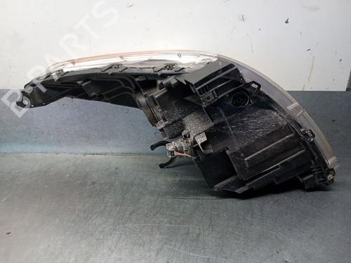 Right headlight PEUGEOT 5008 (0U_, 0E_) 1.6 HDi | BP26643975C29 