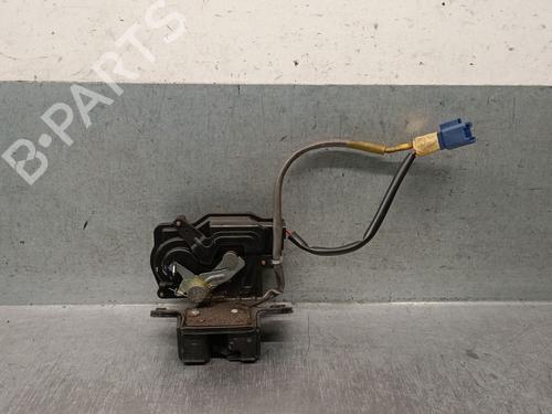 Used Tailgate lock TOYOTA COROLLA Verso (ZER_, ZZE12_, R1_) 2.2 D-4D (AUR10_, AUR10R) (136 hp) 30642252