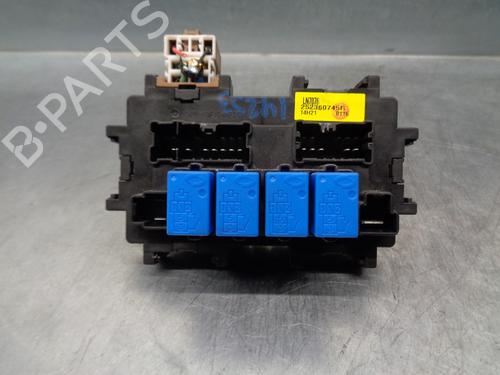 Used Fuse box RENAULT KOLEOS I (HY_) 2.0 dCi (HY0K) (150 hp) 8649117