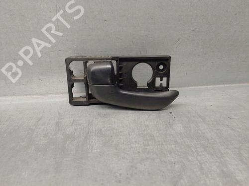 Used Front left interior door handle Front left interior door handle 16366107 16366107