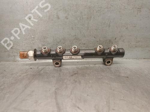 Used Injection rail PEUGEOT 3008 II SUV (MC_, MR_, MJ_, M4_) 1.6 BlueHDi 120 (120 hp) 27584877