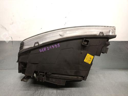 Right headlight FORD MONDEO III (B5Y) 2.0 16V TDDi / TDCi | BP22993824C29 