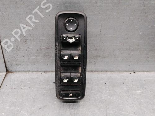 Used Left front window switch Left front window switch LANCIA PHEDRA (179_) 2.0 D Multijet (179.AXL1B, 179.BXL1B) (136 hp) 40009826 40009826