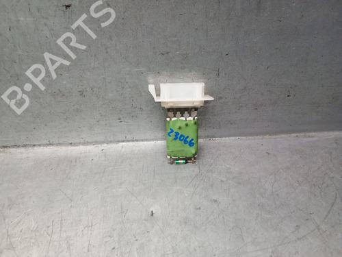 Used Heater resistor MERCEDES-BENZ B-CLASS Sports Tourer (W245) B 200 (245.233) (136 hp) 27209045