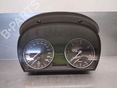 Used Instrument cluster BMW 3 Touring (E91) 320 d (177 hp) 10055289