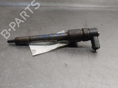 injector-fiat-grande-punto-199_-2005-40086679 main image